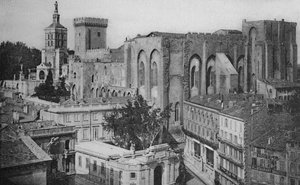 アヴィニョン-時計塔の教皇宮殿の眺め、c1925 作： Unbekannt