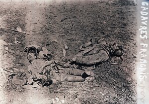 死んだフランス兵の遺体、c1914-c1918 作： Unbekannt