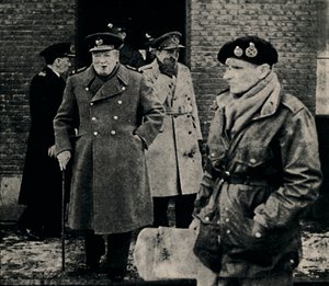 イギリスの首相が西部戦線を訪問、1944年、1945年。