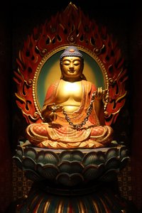 チャイナタウンにあるBuddha Tooth Relic Temple。仏像、20160818、シンガポール、シンガポール 作： Unbekannt