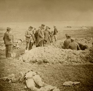 埋葬組織、サントマリーアピュ、フランス北部、c1914-c1918。 作： Unbekannt