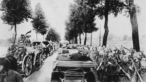 忙しい道路、第一次世界大戦、1915 作： Unbekannt