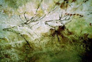 ラスコーの「泳ぐ鹿」の洞窟壁画、紀元前 15000 年頃 作： Unbekannt