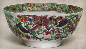 中国の磁器ボウル。ファミールヴェルテ。カン・シーの時代、1662-1722、1928。 作： Unbekannt