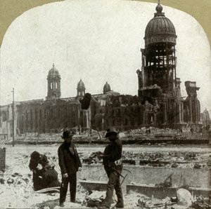 1906年、北東を望むマカリスターストリートの市庁舎。 作： Unbekannt