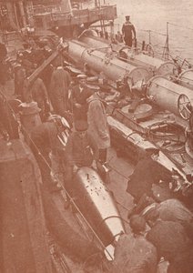 魚雷の清掃と調整、c1917 1919 作： Unbekannt