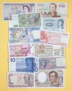 20世紀後半の欧州銀行券コレクション（プリント紙