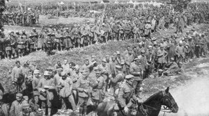 ドイツの囚人の列、ソンム、フランス、1918年 作： Unbekannt