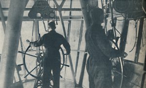 乗客と素晴らしい中央制御のキャビンのための快適さ、c1935 作： Unbekannt