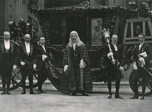 ジョージ5世とメアリー女王の戴冠式、ロンドン、1911年。 作： Unbekannt