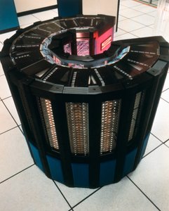 Cray-2スーパーコンピューター 作： Unbekannt