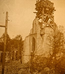 破損した教会、c1914-c1918 作： Unbekannt