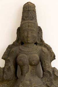 デリー国立博物館。Parvati。パンディヤ 作： Unbekannt