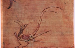 スキタイの墓から出土した鳳凰をあしらった中国刺繍の絹タッソーレのディテール 作： Unbekannt