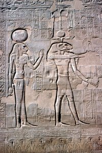 セクメトとクヌム、クヌム神殿、プトレマイオス朝およびローマ時代のレリーフの詳細 作： Unbekannt