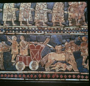 イラク南部、シュメールの戦車を示すウルの旗の詳細、紀元前 2600 ～ 2400 年頃