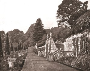ドラモンド城の庭園、スコットランド、パースシャー、1894。 作： Unbekannt