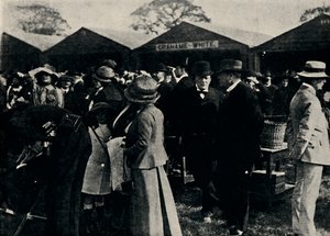 1910年、1945年よりも重い航空機より早い飛行。 作： Unbekannt