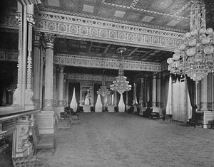 ホワイトハウス、ワシントンDC、c1897のイーストルーム。 作： Unbekannt