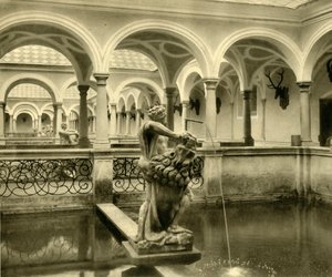 水槽の彫刻、クレムスミュンスター修道院、オーバーエスターライヒ州、c1935。 作： Unbekannt