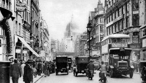 1926年から1927年にロンドンのソールズベリーコートの向かい側から見たフリートストリート 作： Unbekannt