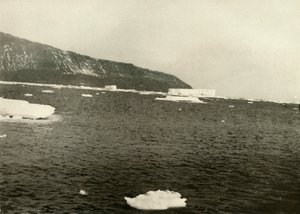 アデア岬沖の浮氷、1908年、1909年。 作： Unbekannt