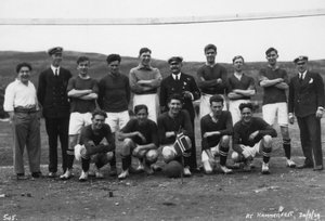 サッカーチーム、ノルウェー北部のハンメルフェスト、1929年7月20日 作： Unbekannt
