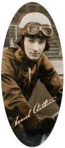 フランクアーサー1908-1972、オーストラリアのスピードウェイキャプテン、1935 作： Unbekannt