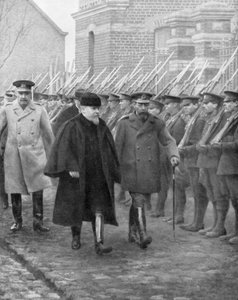 1914年12月、フランスのレイモンドポアンカレ大統領とジョージ5世王。