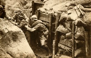 ドイツの塹壕を襲撃したフランスの兵士、第一次世界大戦、1914-1918、1933年。 作： Unbekannt