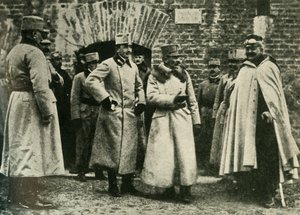 第一次世界大戦、1915年、1920年、プゼミシル要塞でのクスマネク将軍とフランシスジョセフ王子。 作： Unbekannt