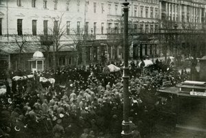 ワルシャワのドイツ人囚人、1919年。 作： Unbekannt