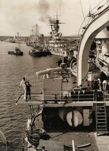 ドイツ艦隊の訪問、スィヌーイシー、1933年   作： Unbekannt