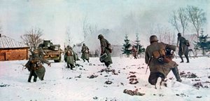 雪の中でモスクワに向かう戦車を追ったドイツの歩兵、ロシア、1941 作： Unbekannt