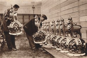 モールの金色の冠、1937 作： Unbekannt