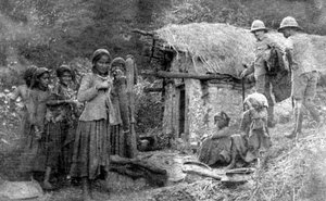 1917年にインドのチャクラタヒルにいる少女とイギリス兵 作： Unbekannt