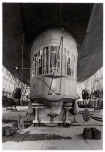 ツェッペリン飛行船のゴンドラ、ドイツのボーデン湖、c1909-1933 1933 作： Unbekannt