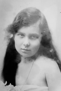 子供の頃のロシアの大公マリア・キリロフナ、1910年代 作： Unbekannt