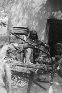 最も低いカーストのインド人女性、ハウシェラ、1917年 作： Unbekannt