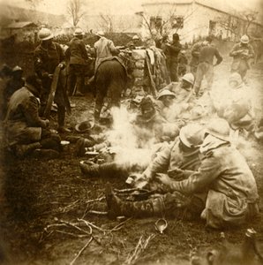 その場しのぎのキッチン、キューシーファーム、フランス北部、クラオンヌの歩兵c1914-c1918 作： Unbekannt
