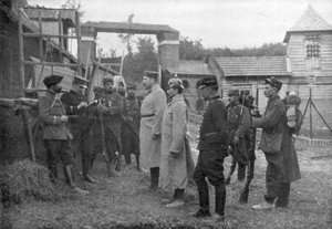1914年8月、フランスのドイツ人囚人への尋問