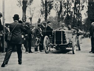 ジャロット、1937年の死のレースでボルドーに到着