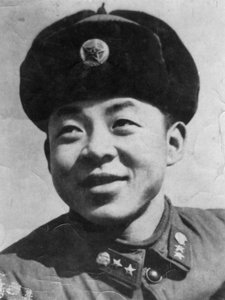 人民解放軍の中国人兵士レイフォン、1962年 作： Unbekannt