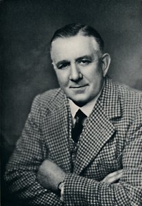 中尉列チャールズジャロット、OBE、1934年、1937年