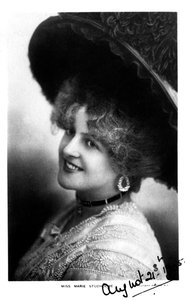 マリースタッドホルム1875-1930、イギリスの女優、1905年