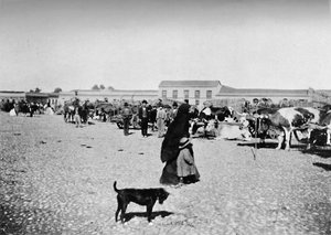 チランでの市場の日、1911年 作： Unbekannt