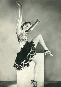 メギーイートン、1938年。 作： Unbekannt