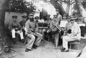 徳島県のドイツ坂東捕虜収容所オーケストラのメンバー。 1917年。 作： Unbekannt