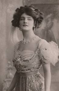 Miss Lily Elsie、1886-1962、The Merry Widow。、c1930。 作： Unbekannt
