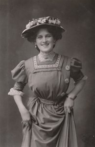 ミス・ゼナ・デア、1887-1975、c1930。 作： Unbekannt